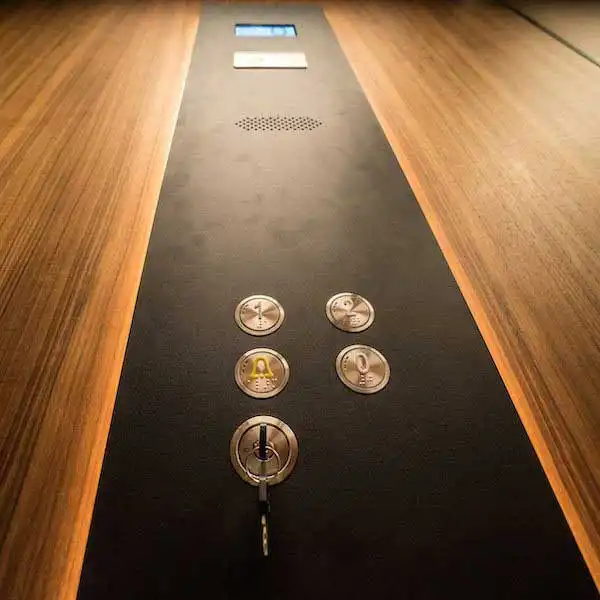 bb Bibikas – Ανελκυστήρας Κατοικίες